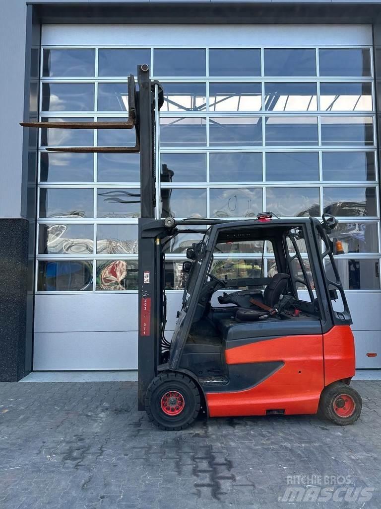Linde E25P/600HL バッテリーフォークリフト