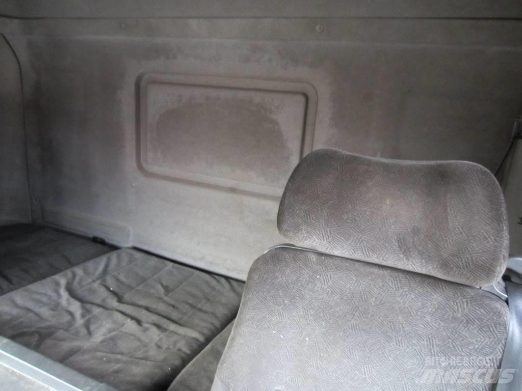 Scania P124 4X2 3700 中古トラクターヘッド | トレーラーヘッド