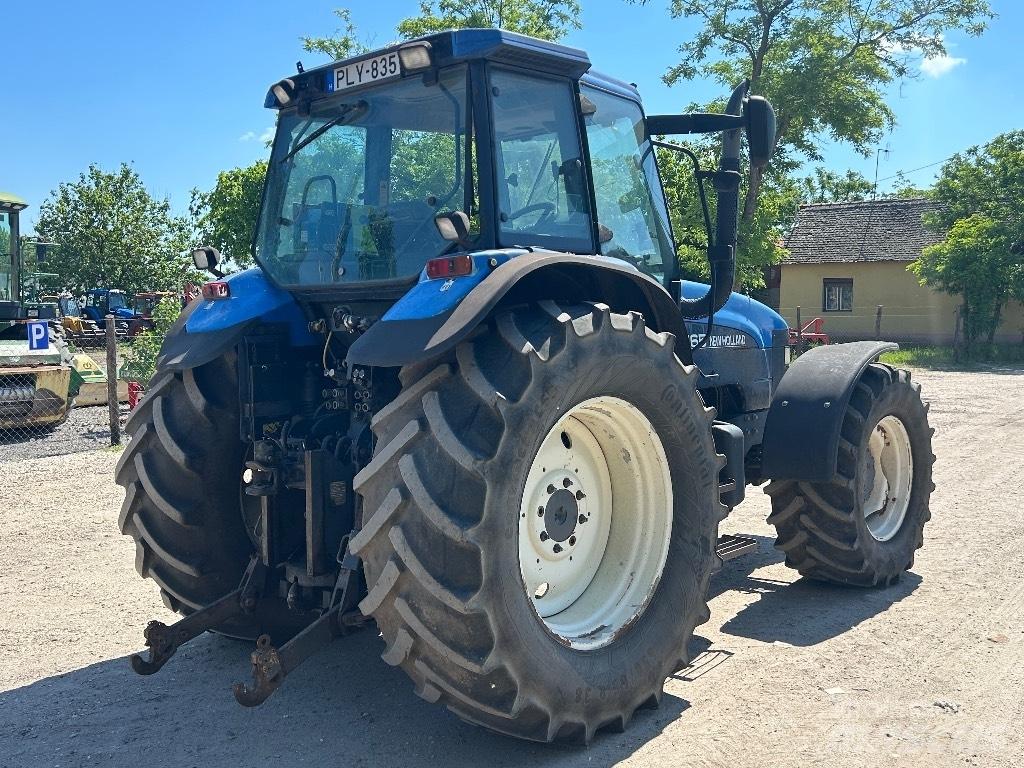 New Holland TM 165 トラクター