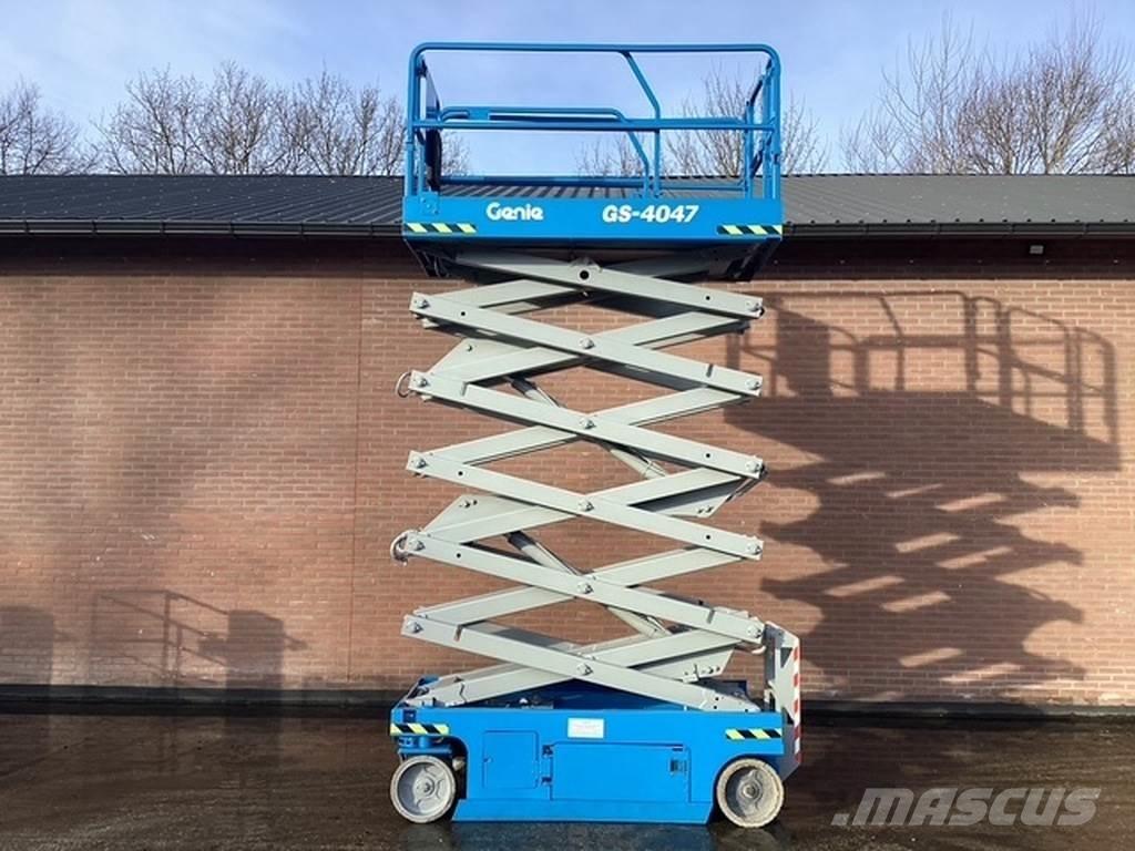 Genie GS4047 シザースリフト
