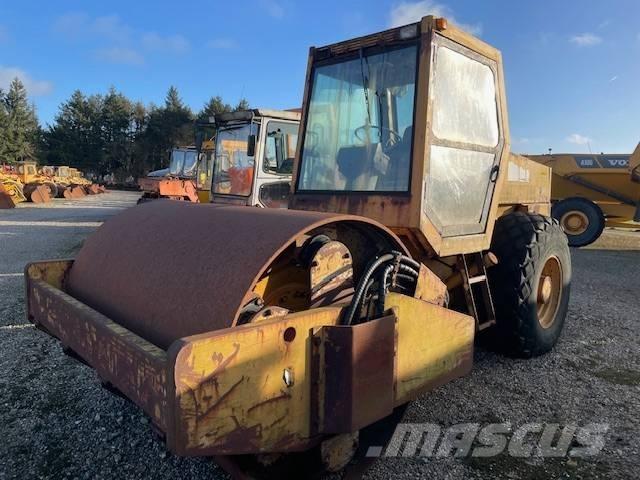Komatsu JV110WA-HD 振動ローラ