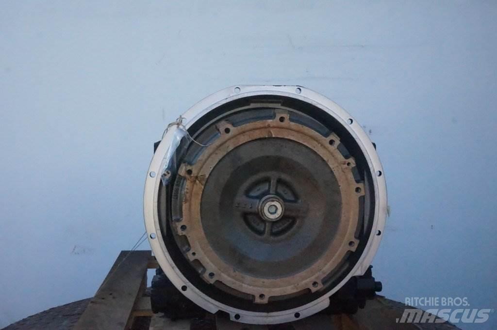 ZF 5 HP-500 ギアボックス