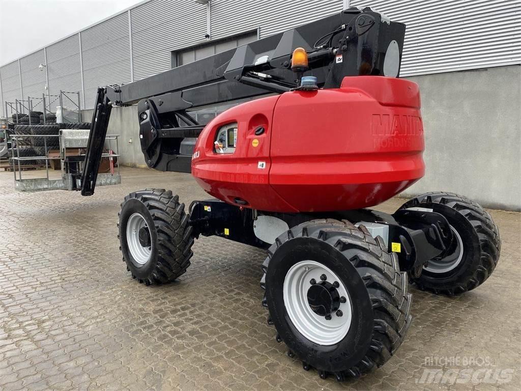 Manitou 200ATJ RC ブームリフト　屈伸型