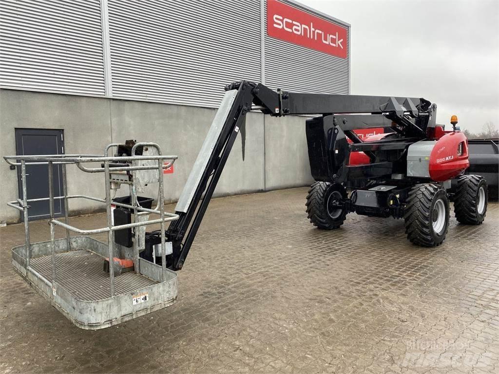 Manitou 200ATJ RC ブームリフト　屈伸型