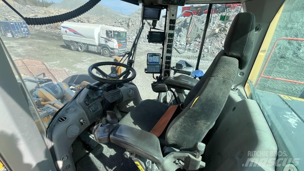 Volvo L 260 H ホイールローダー・タイヤショベル