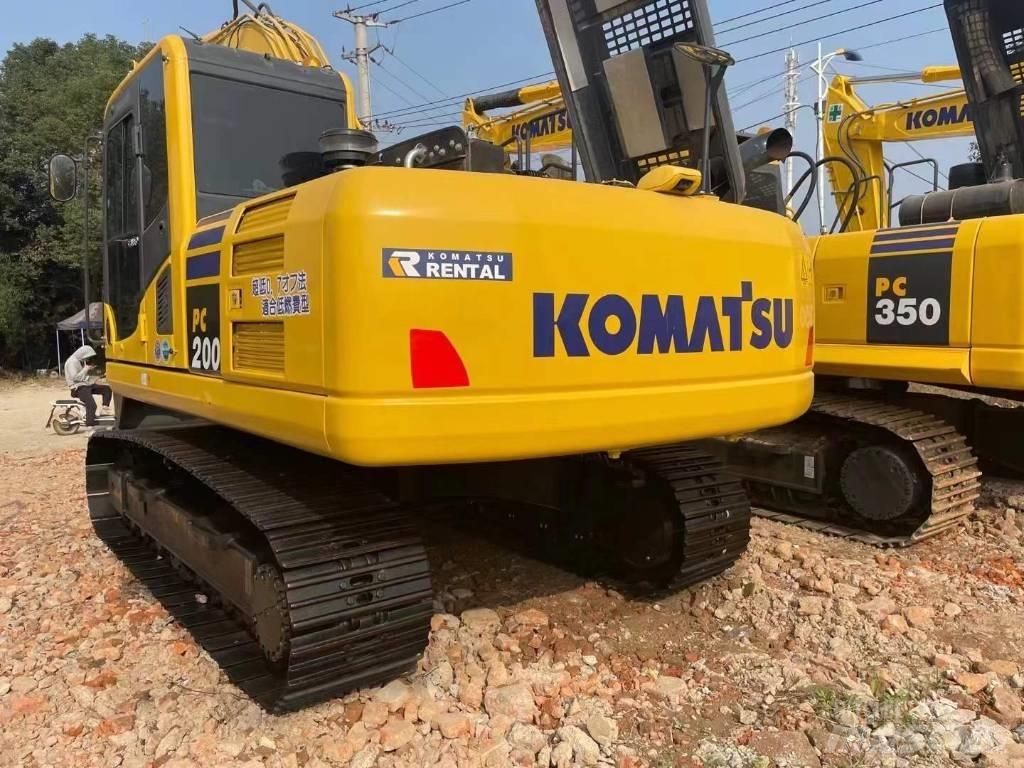 Komatsu PC 200-8 中型油圧ショベル 7ｔ-12ｔ（ユンボ・パワーショベル・バックホー）