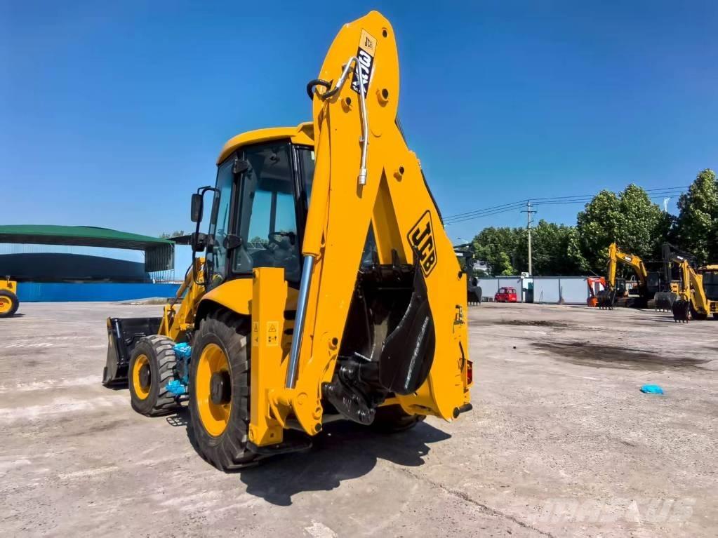 JCB 3CX バックホーローダー