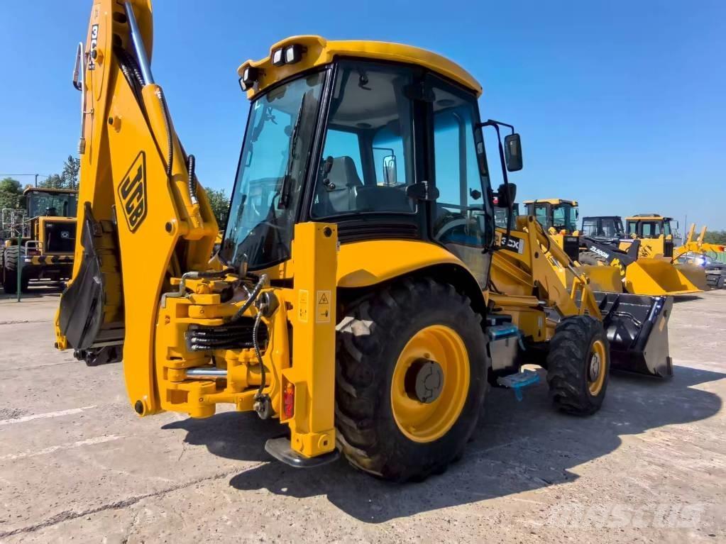 JCB 3CX バックホーローダー