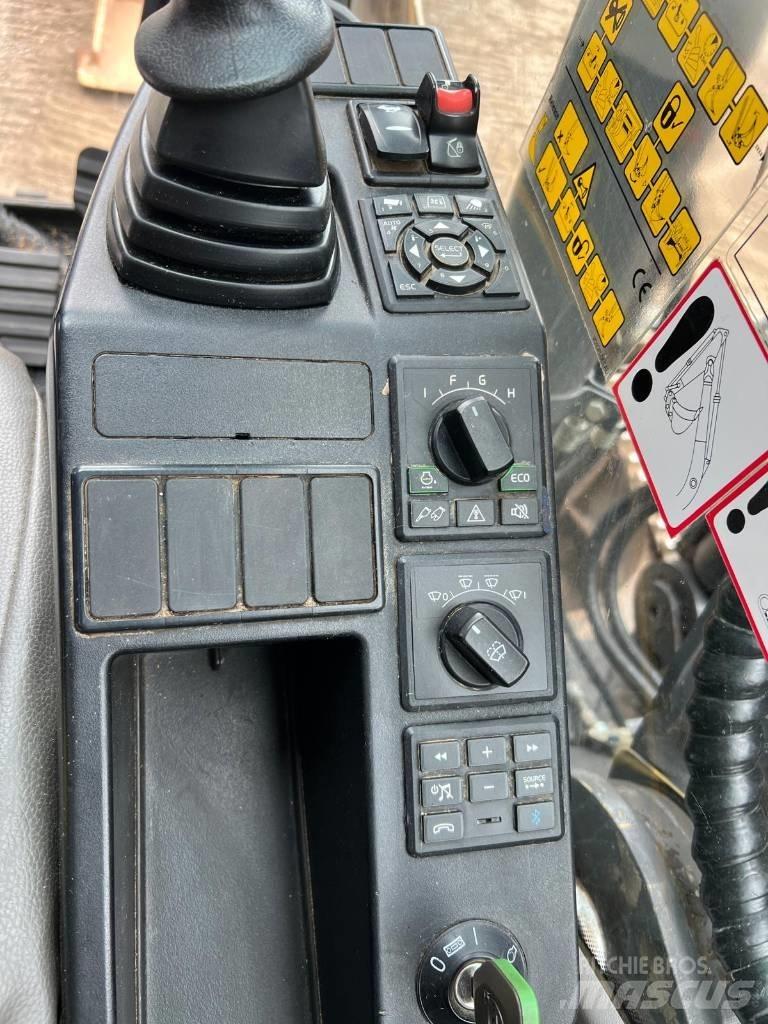 Volvo EC 140 EL 大型油圧ショベル12t以上（パワーショベル・ユンボ）