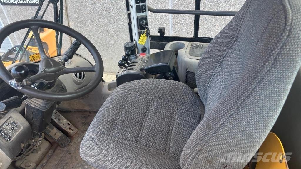 Volvo L 70F ホイールローダー・タイヤショベル