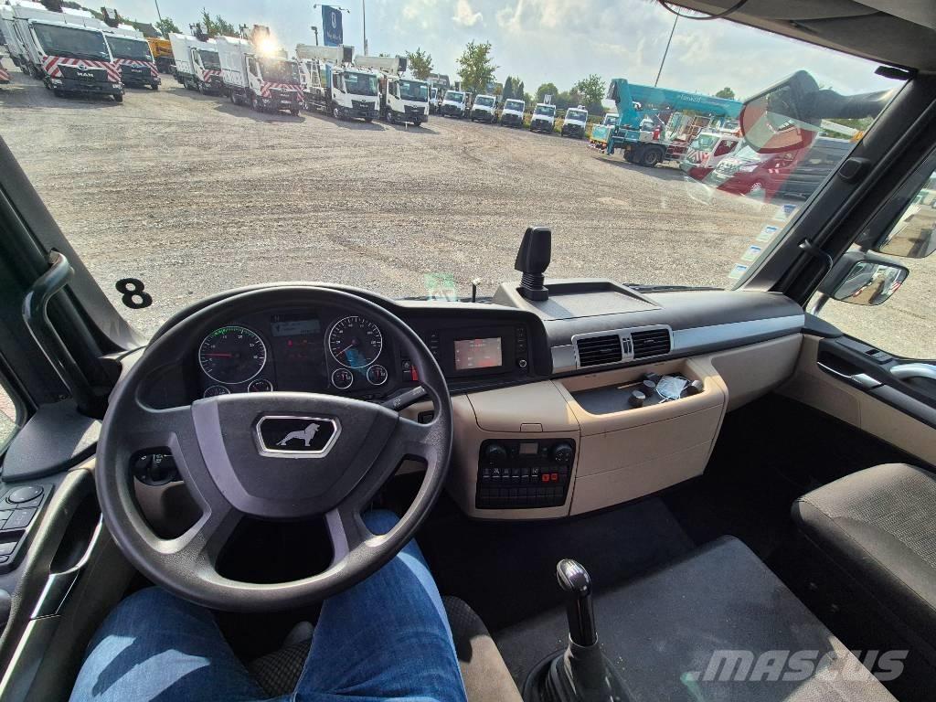 Ruthmann T 330 トラック高所作業車