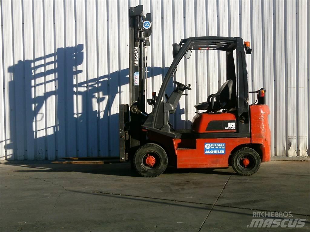 Nissan FD01A18Q ディーゼル・軽油