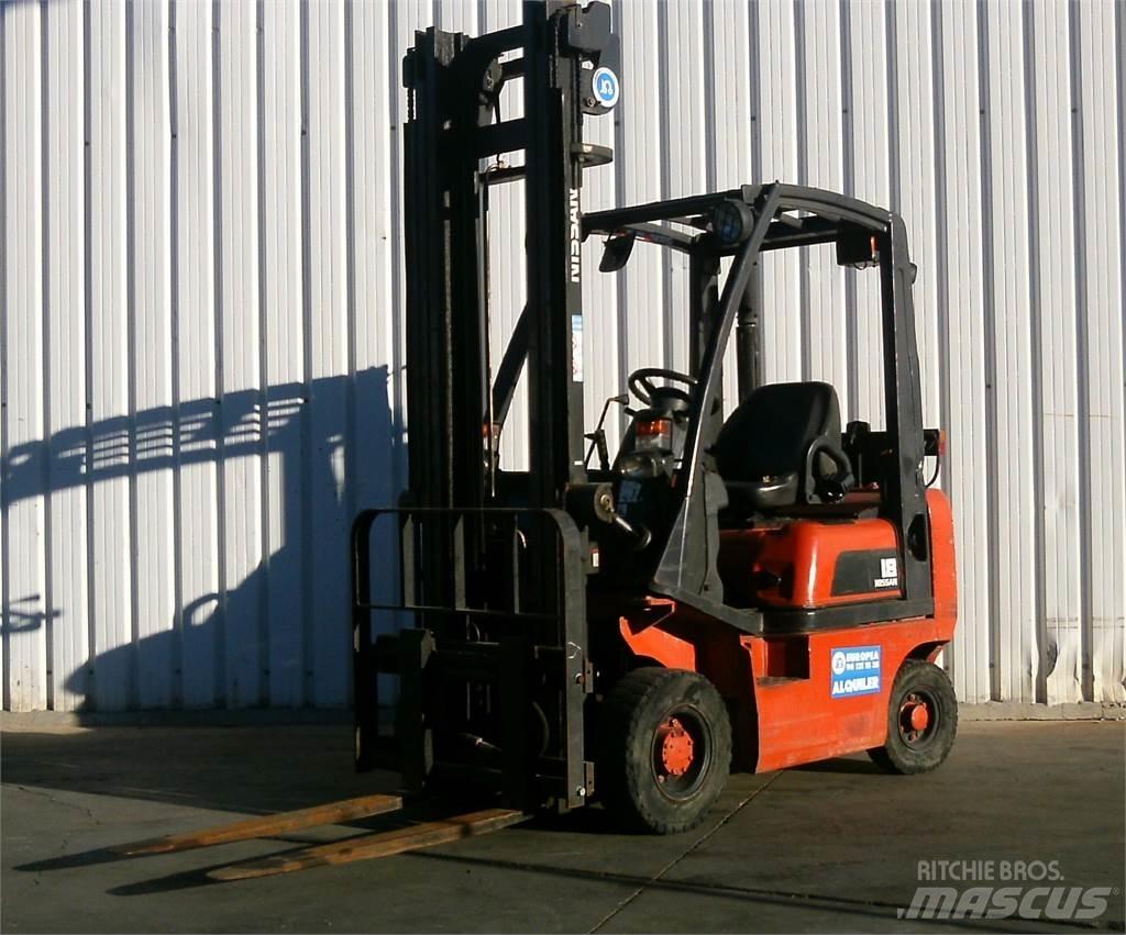 Nissan FD01A18Q ディーゼル・軽油