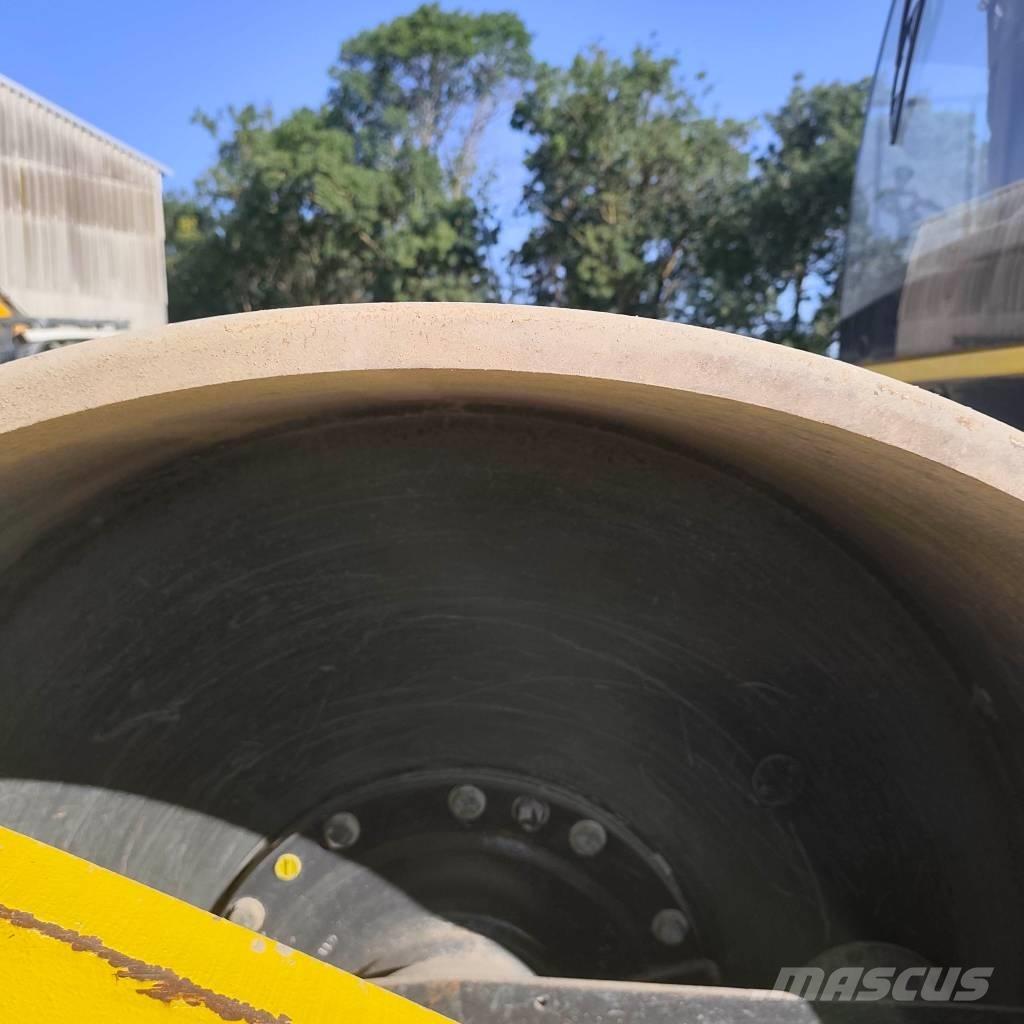 Bomag BW 219 D 5 ソイルコンパクター