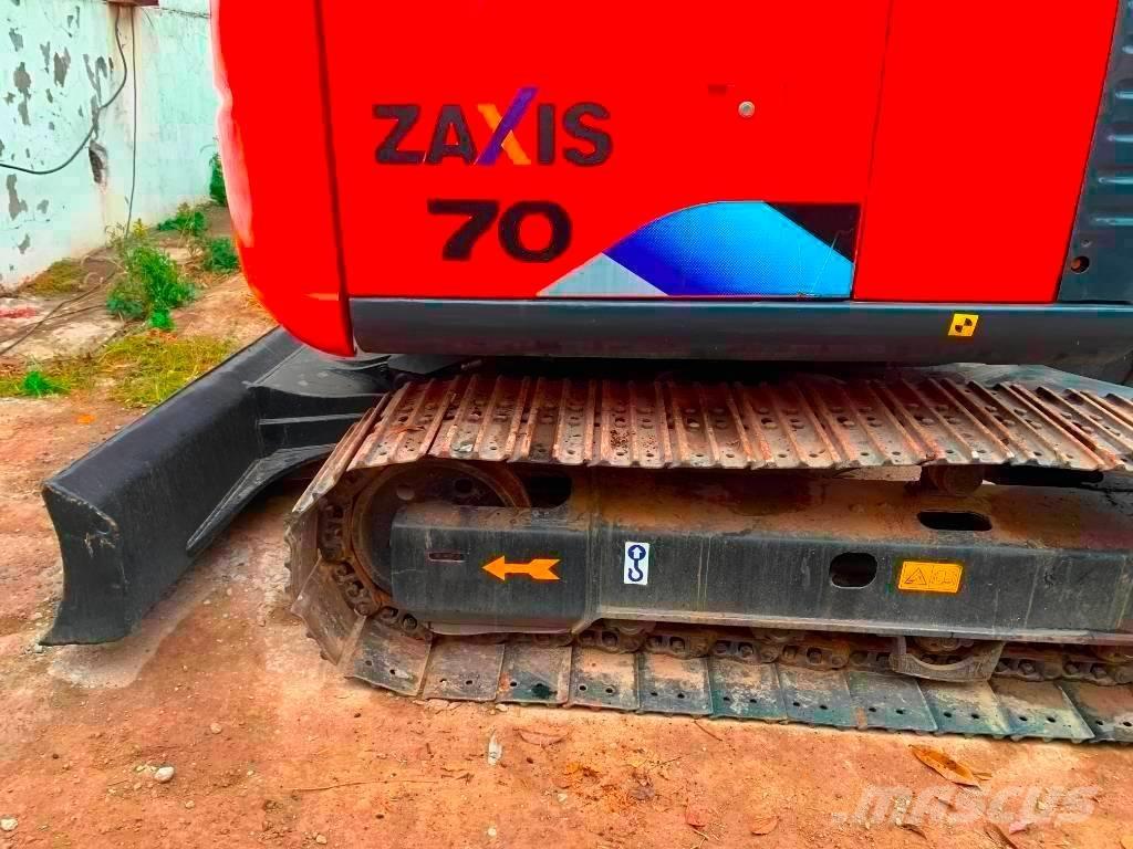 Hitachi Zaxis 70 大型油圧ショベル12t以上（パワーショベル・ユンボ）