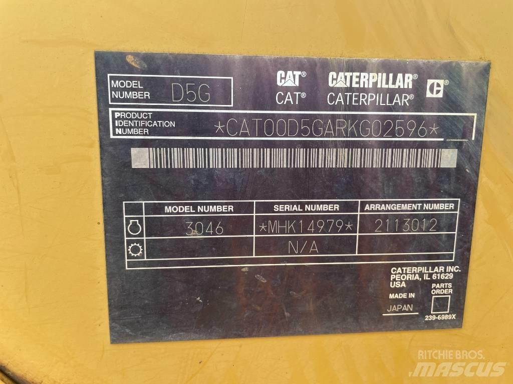 CAT D 5 LGP ブルドーザー