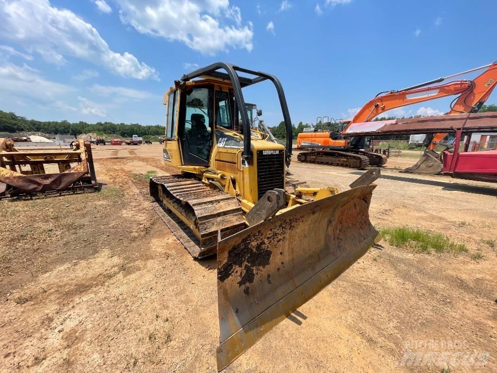CAT D 5 LGP ブルドーザー