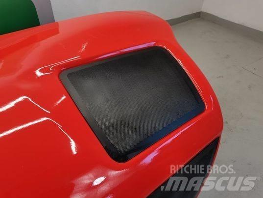 Manitou MT 1840 hood キャビン及び内装