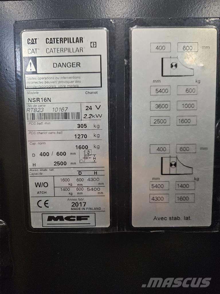 CAT NSR16N (vuokralla) 自走式スタッカー