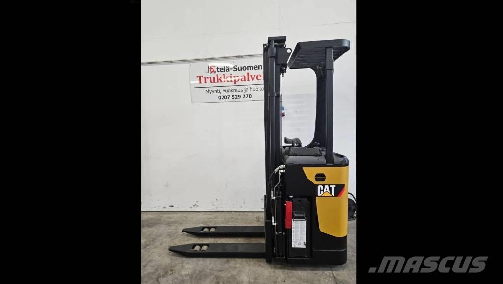 CAT NSR16N (vuokralla) 自走式スタッカー