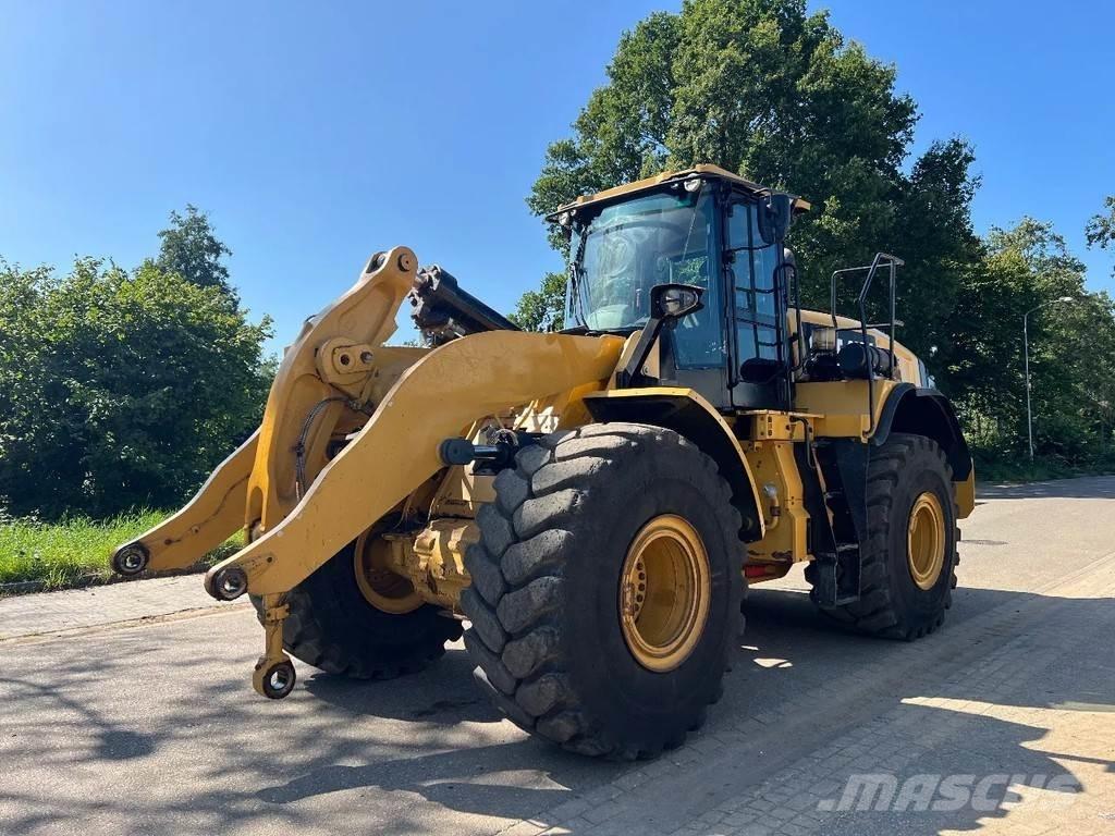 CAT 966M ホイールローダー・タイヤショベル