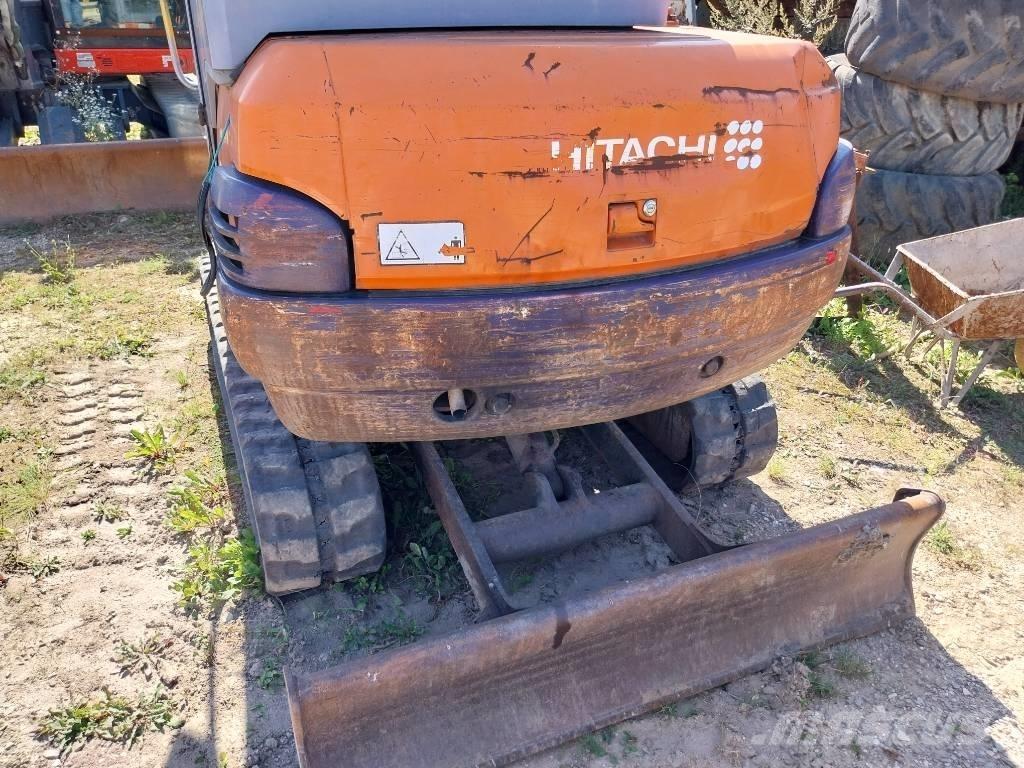 Hitachi EX 30-2 ミニ油圧ショベル 7t以下（ミニユンボ・ミニディガー）