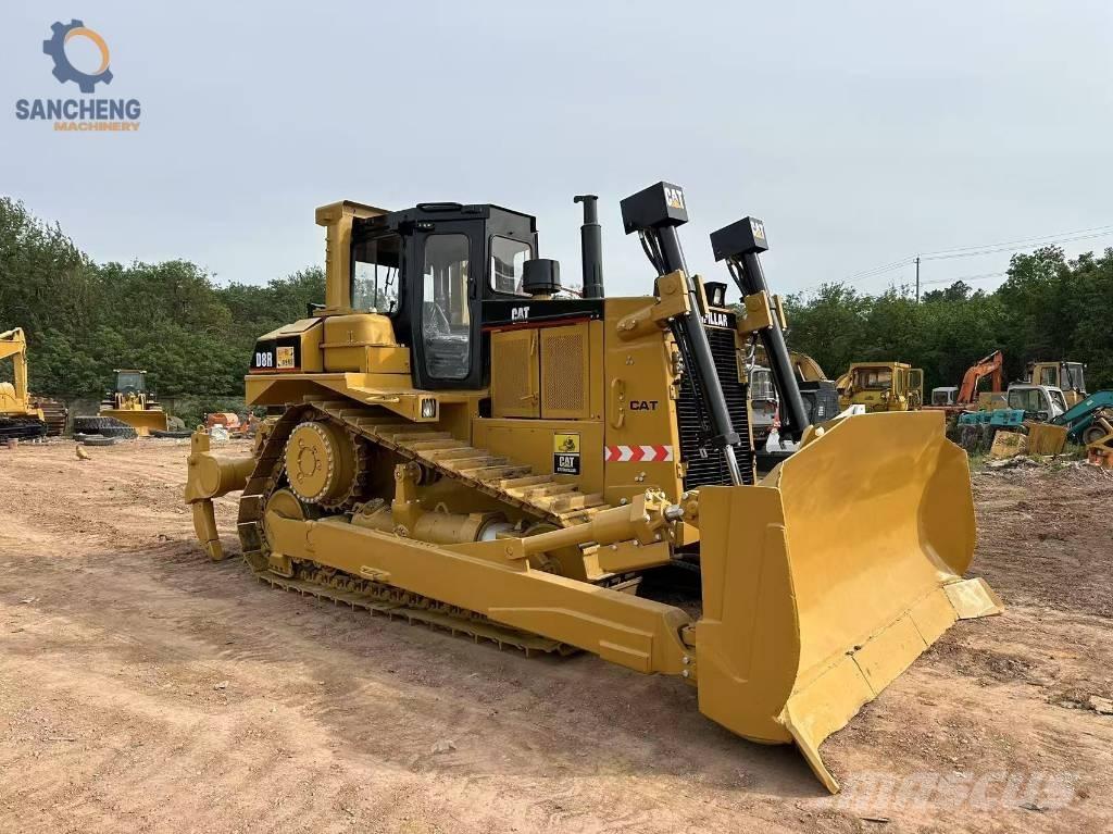 CAT D 8 R ブルドーザー