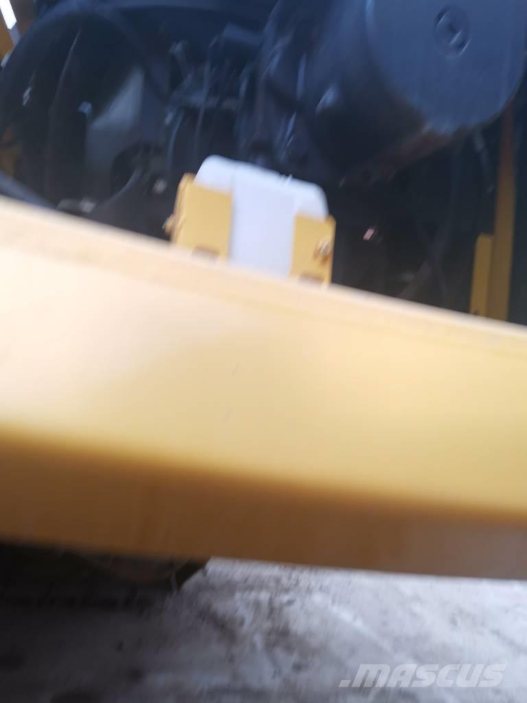 Komatsu PC 450-8 大型油圧ショベル12t以上（パワーショベル・ユンボ）