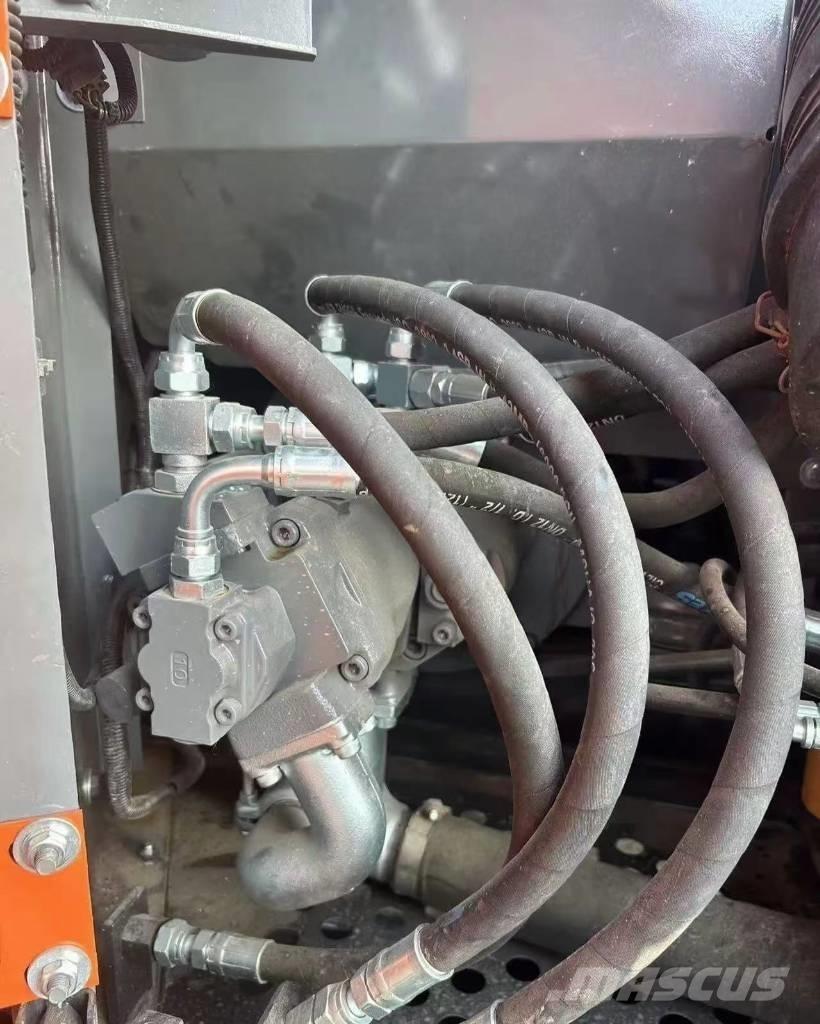 Hitachi 70 ミニ油圧ショベル 7t以下（ミニユンボ・ミニディガー）