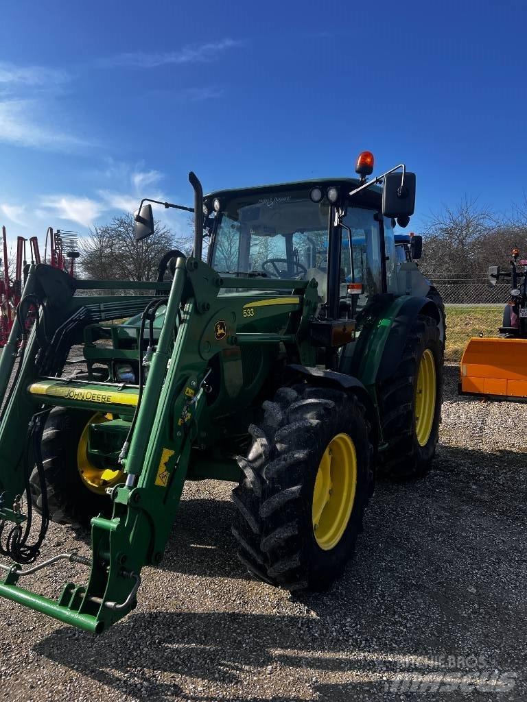 John Deere 5070 M トラクター