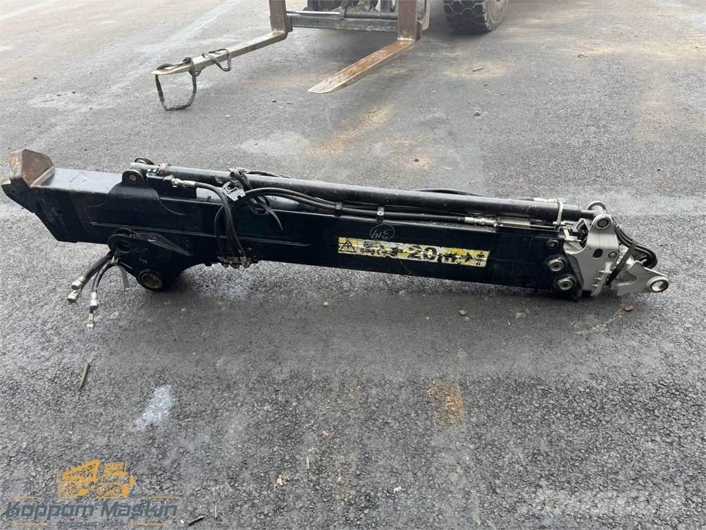 Komatsu 130F Combi フォワーダクレーン