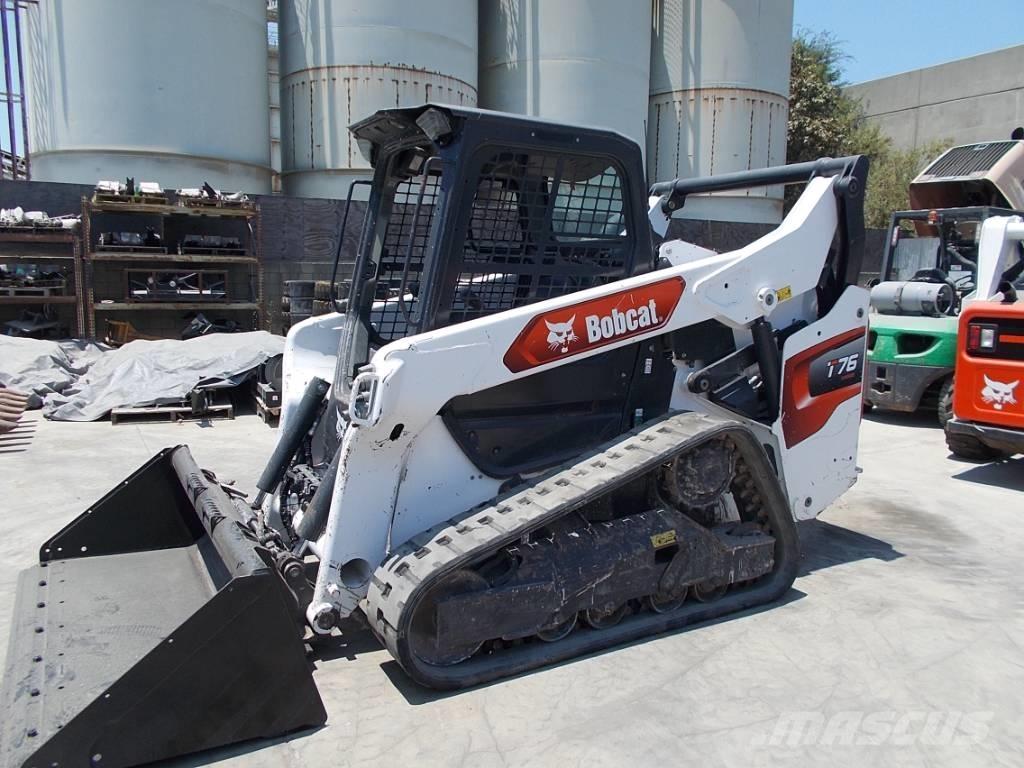 Bobcat T76 スキッドステアローダー