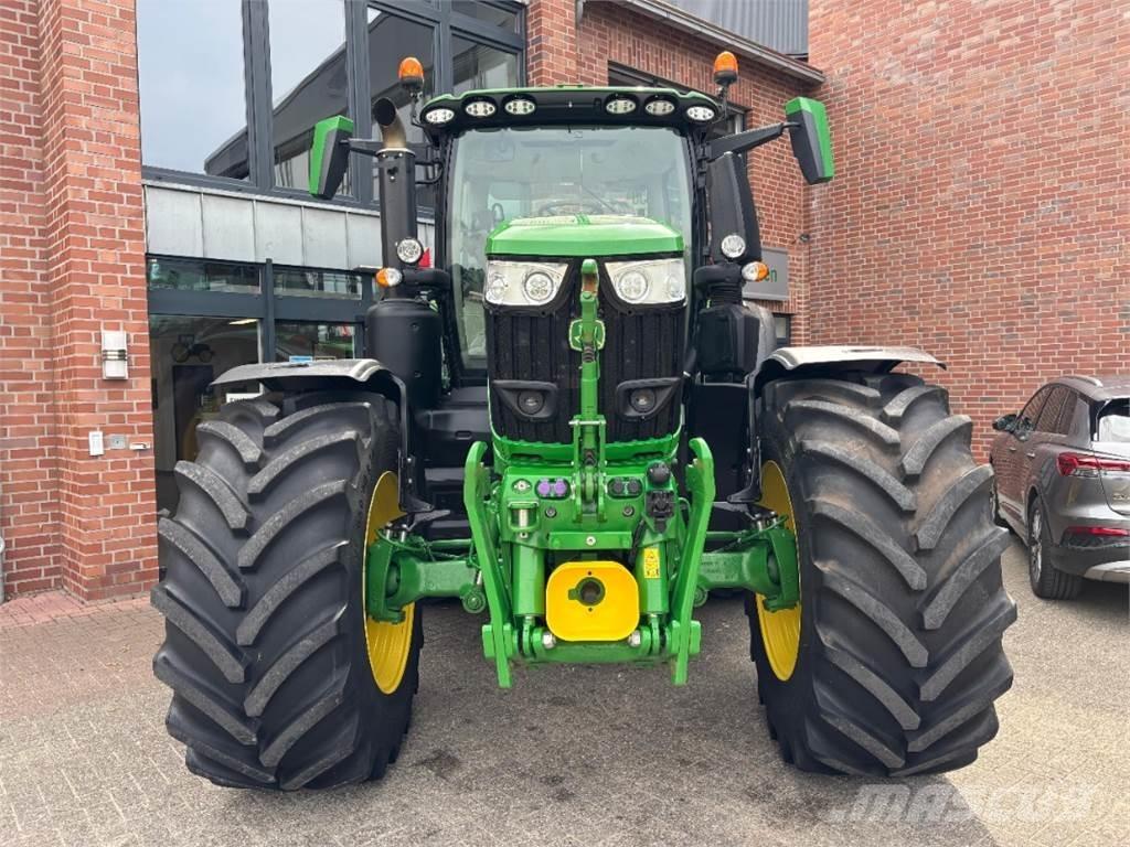 John Deere 6R250 トラクター