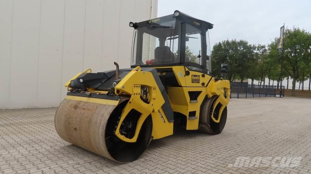 Bomag BW151 AD-5 タンデムローラ