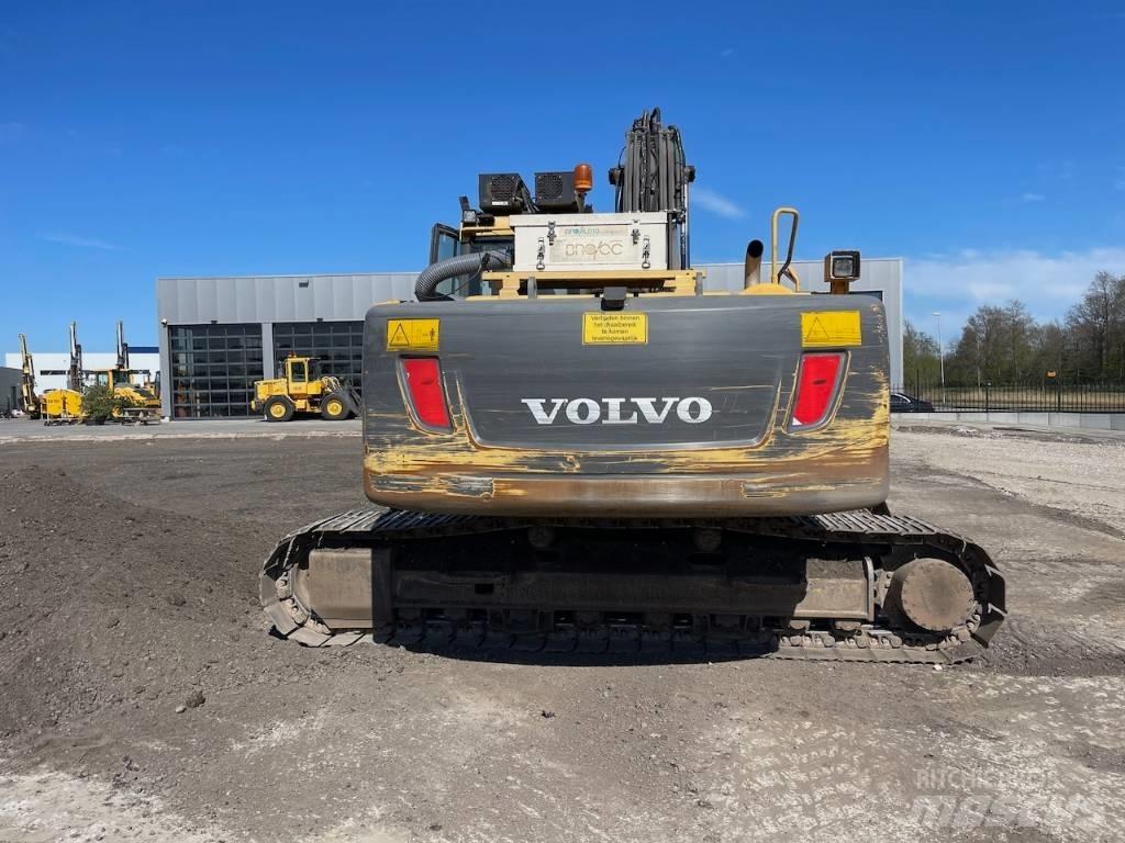 Volvo EC 210 C L 大型油圧ショベル12t以上（パワーショベル・ユンボ）