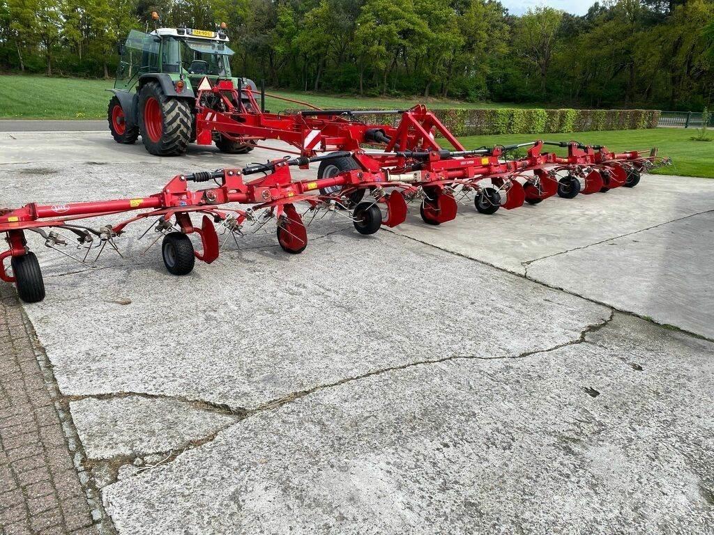 Lely 1250 テッダー・テッダーレーキ
