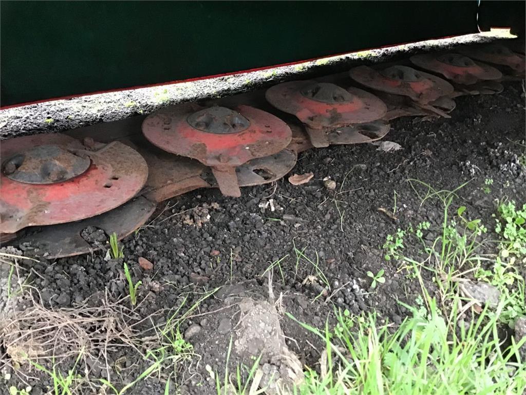 Kverneland 2540MH 芝刈り機