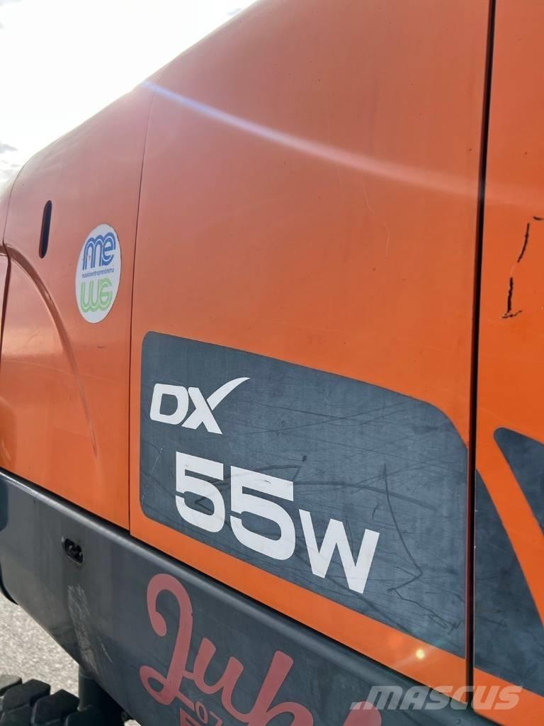 Doosan DX 55 ミニ油圧ショベル 7t以下（ミニユンボ・ミニディガー）