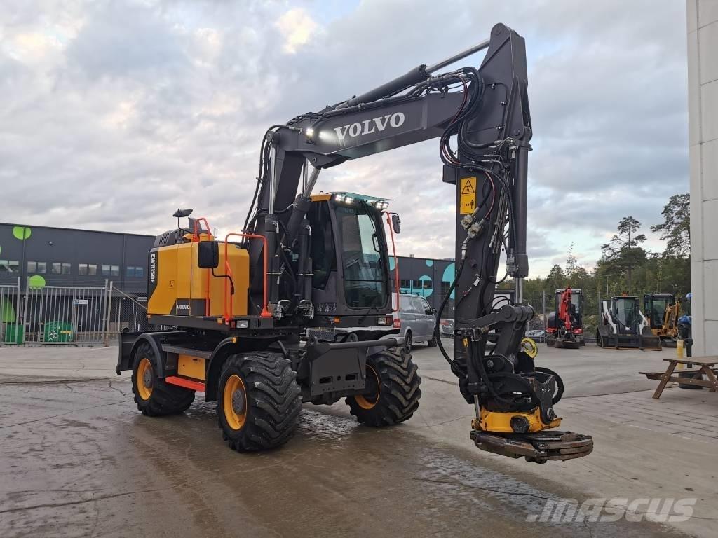 Volvo EWR 150 E ホイール式油圧ショベル（パワーショベル・ユンボ・バックホー）