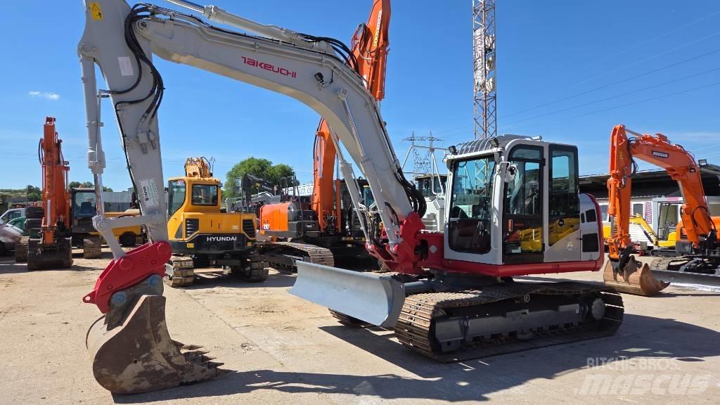 Takeuchi TB 2150 大型油圧ショベル12t以上（パワーショベル・ユンボ）
