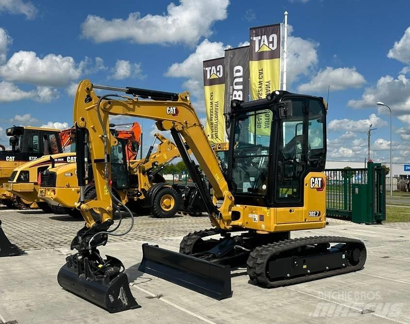 CAT 302.7 CR ミニ油圧ショベル 7t以下（ミニユンボ・ミニディガー）