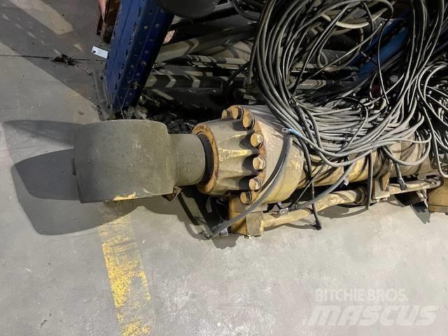 CAT 385 B 油圧機