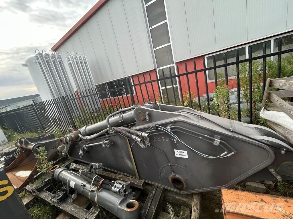 Volvo EC480E バックホー