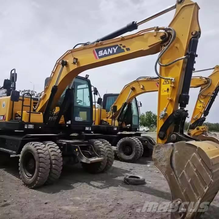 Sany SY 155 W ホイール式油圧ショベル（パワーショベル・ユンボ・バックホー）