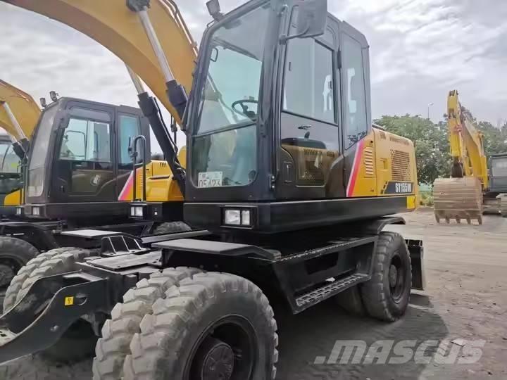 Sany SY 155 W ホイール式油圧ショベル（パワーショベル・ユンボ・バックホー）
