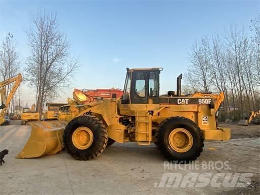 CAT 950 F ホイールローダー・タイヤショベル