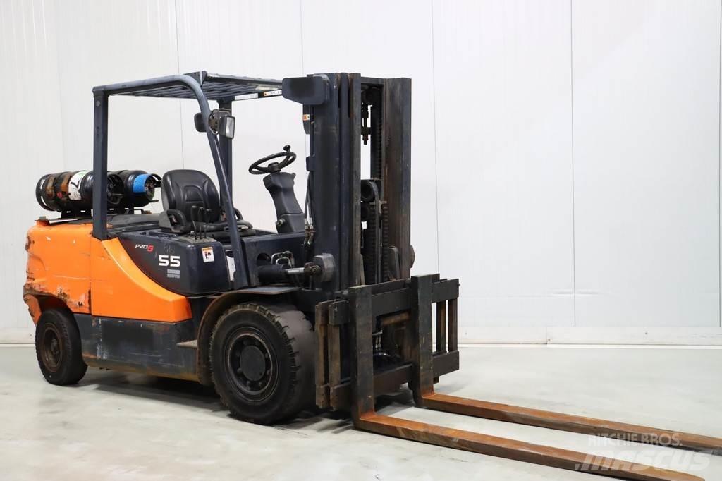 Doosan G55C-5 LPGフォークリフト