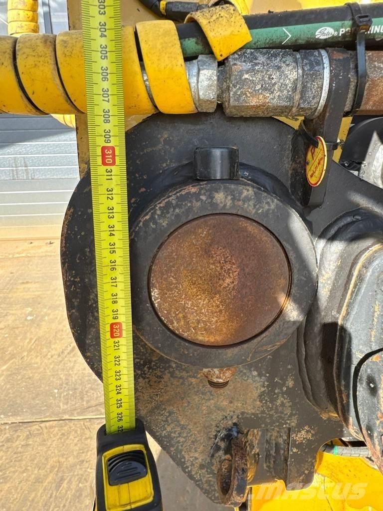 CAT 330FL 大型油圧ショベル12t以上（パワーショベル・ユンボ）