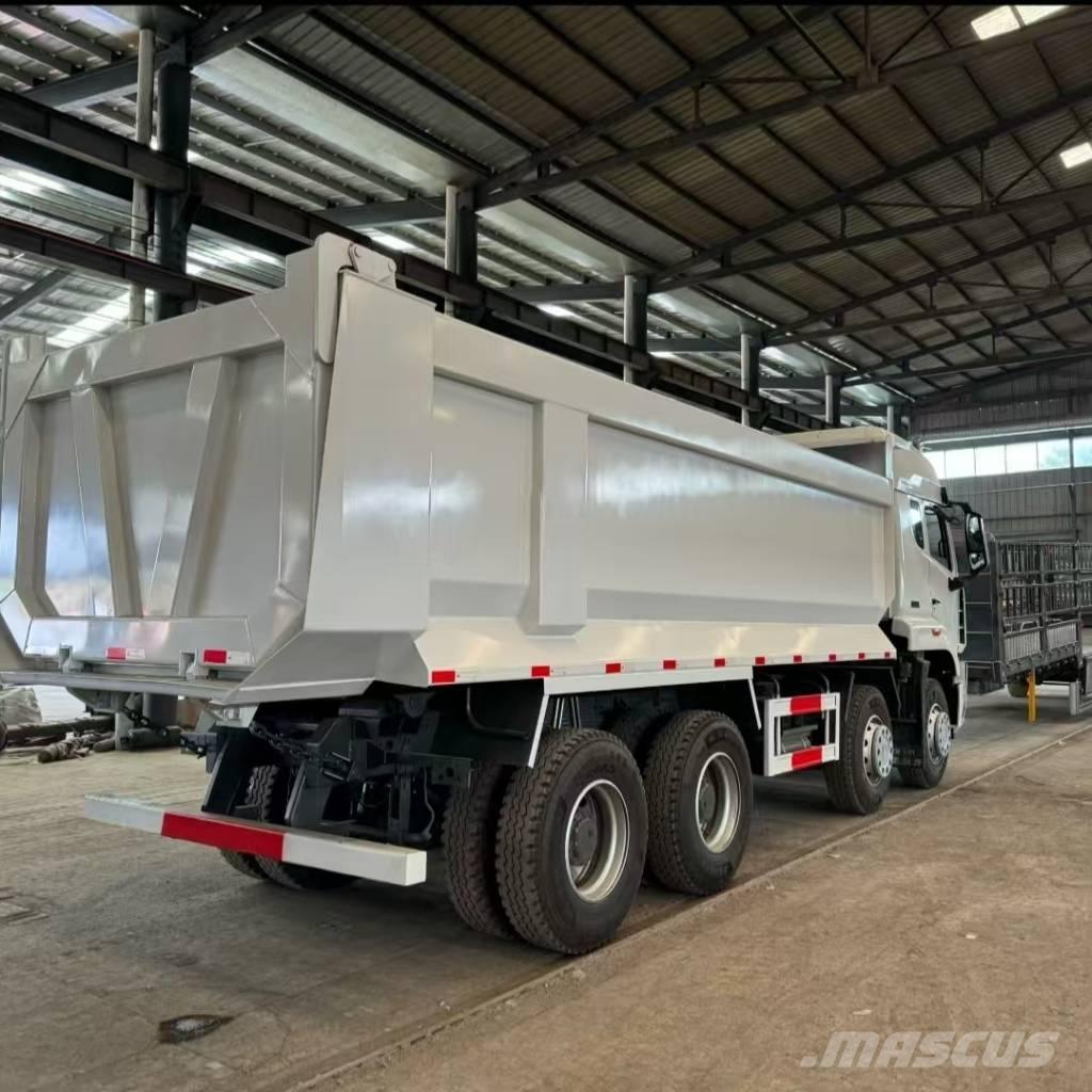 Howo 371 8x4 ダンプ