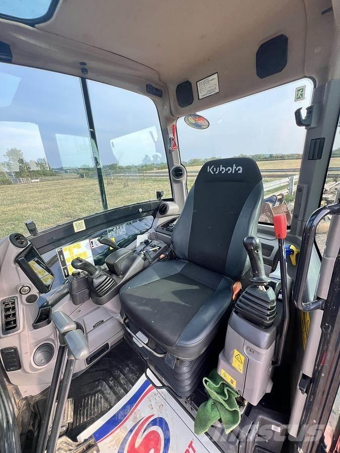 Kubota U56-5 特殊油圧ショベル